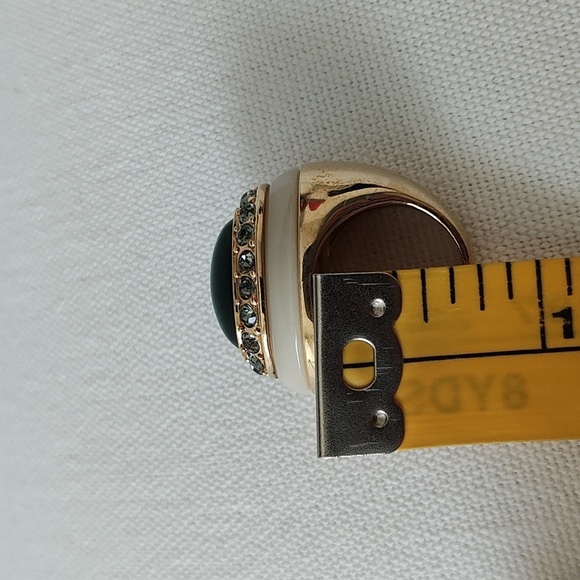 BR Elegant Emerald Vintage Style Rng - Picture 11 of 13